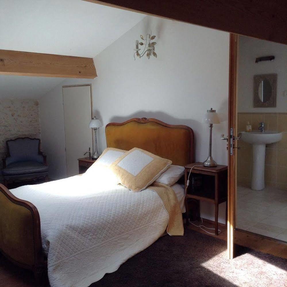 Gite Du Calme 3 Star Bed & Breakfast Cognac Chérac Exterior photo