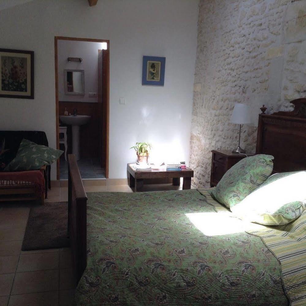 Gite Du Calme 3 Star Bed & Breakfast Cognac Chérac Exterior photo
