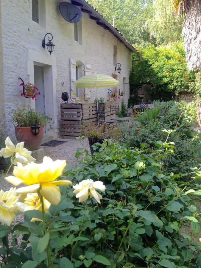 Gite Du Calme 3 Star Bed & Breakfast Cognac Chérac Exterior photo