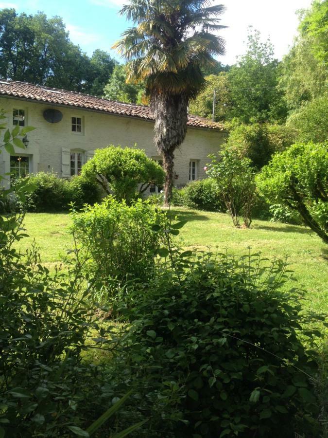 Gite Du Calme 3 Star Bed & Breakfast Cognac Chérac Exterior photo